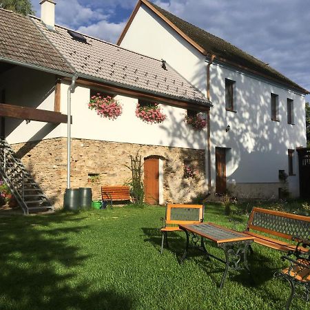 Apartman Na Vrsku Klenovice  Zewnętrze zdjęcie