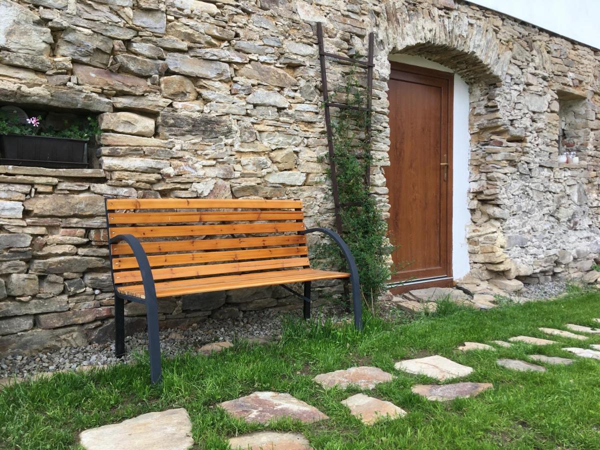 Apartman Na Vrsku Klenovice  Zewnętrze zdjęcie